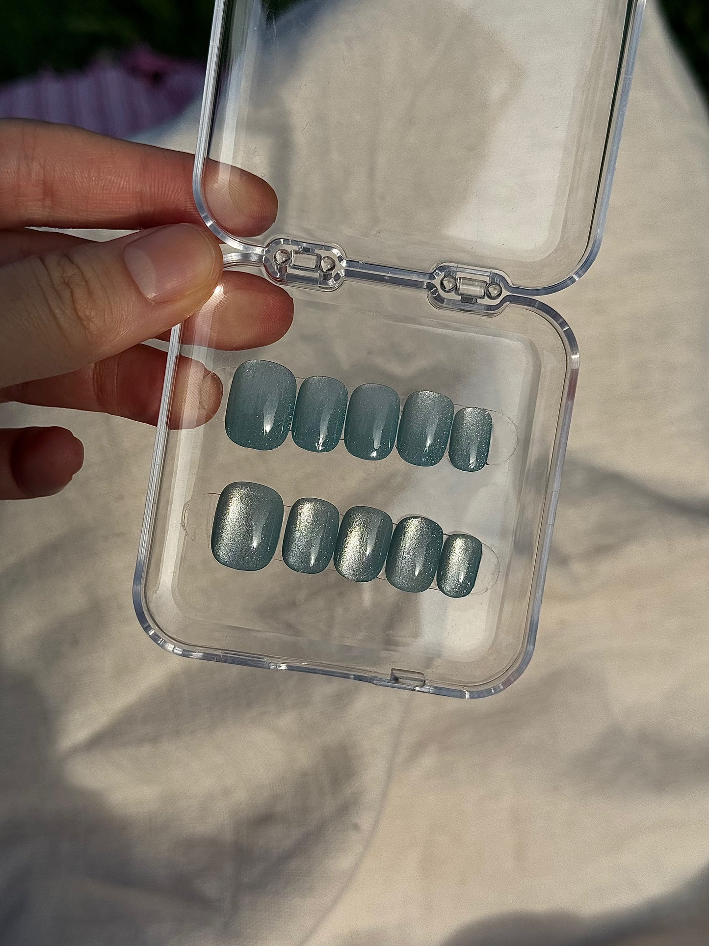 Blue Beam - handsy nails