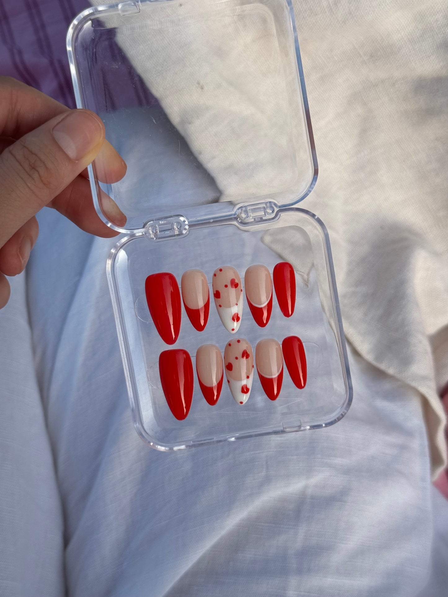 Red Crush - handsy nails