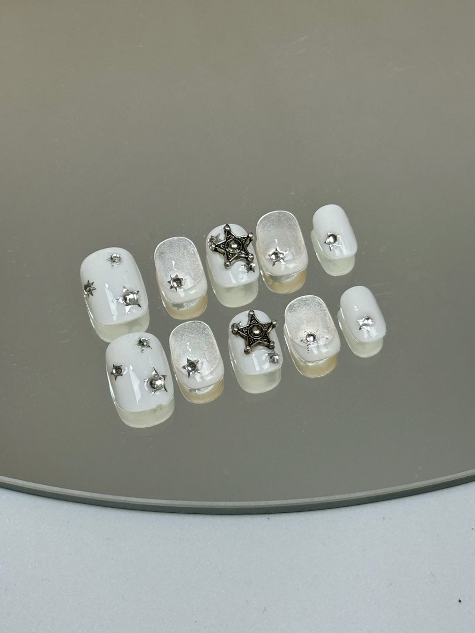 Cowboy Star - handsy nails