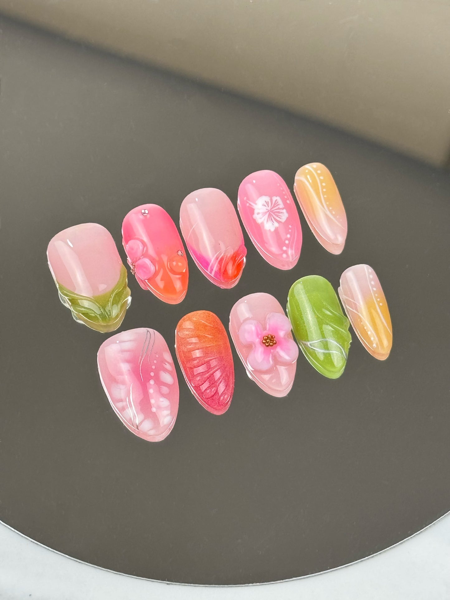 Island Girl - handsy nails