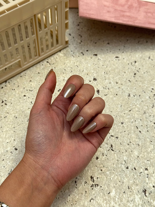 Coconut - handsy nails