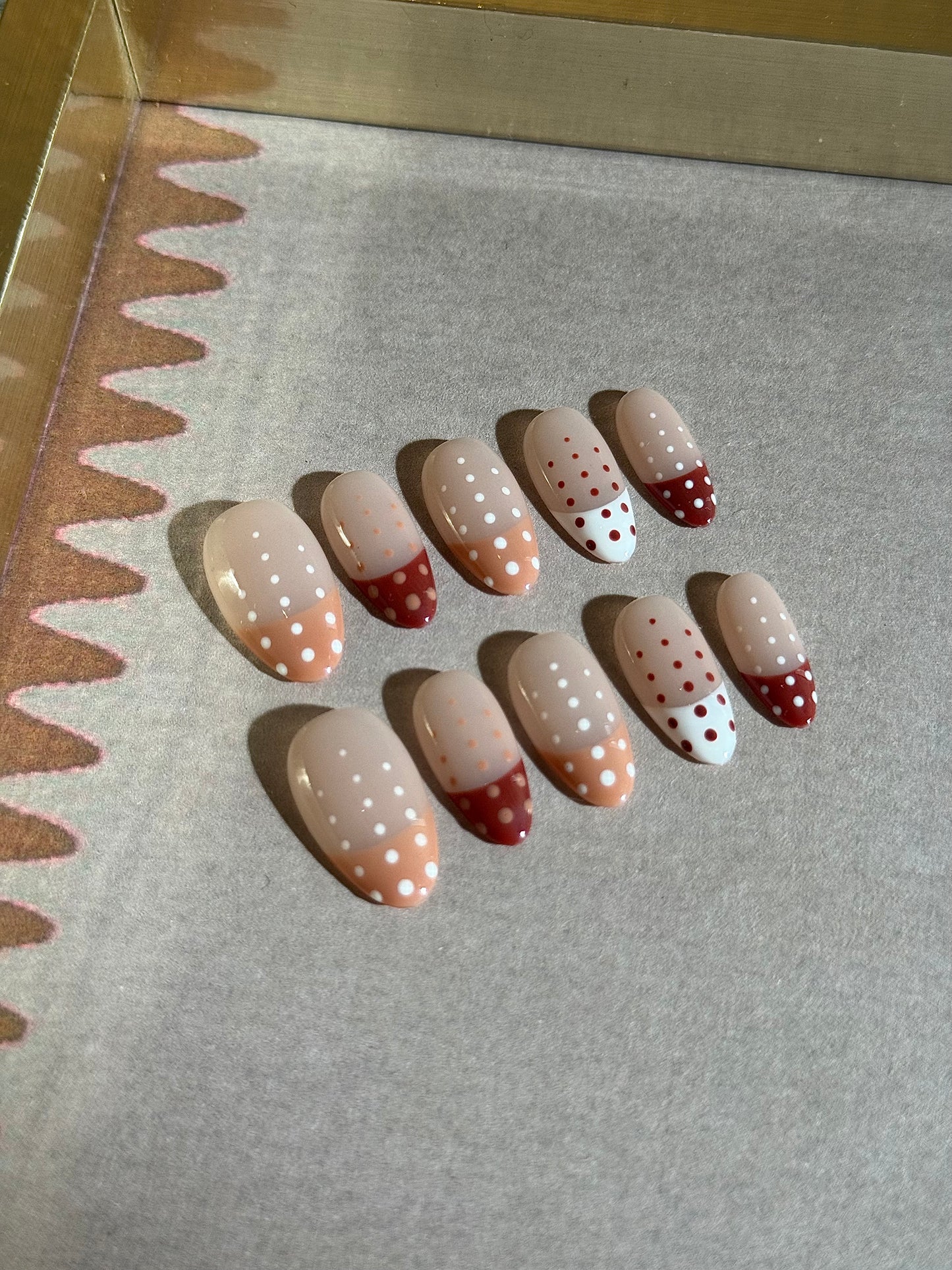 Mochaccino - handsy nails