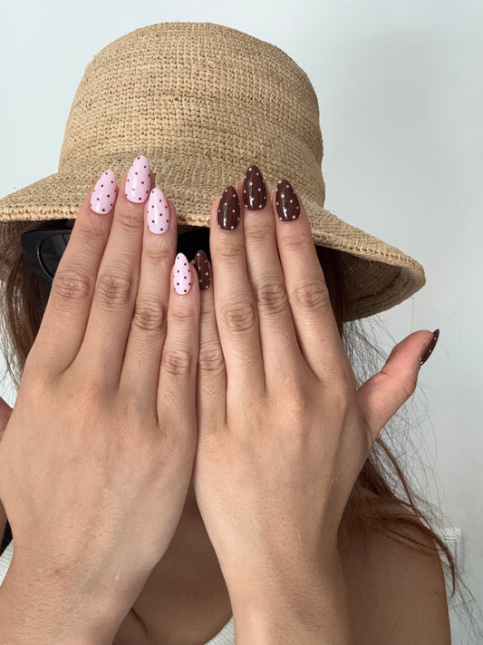 Polka Chocoberry - handsy nails