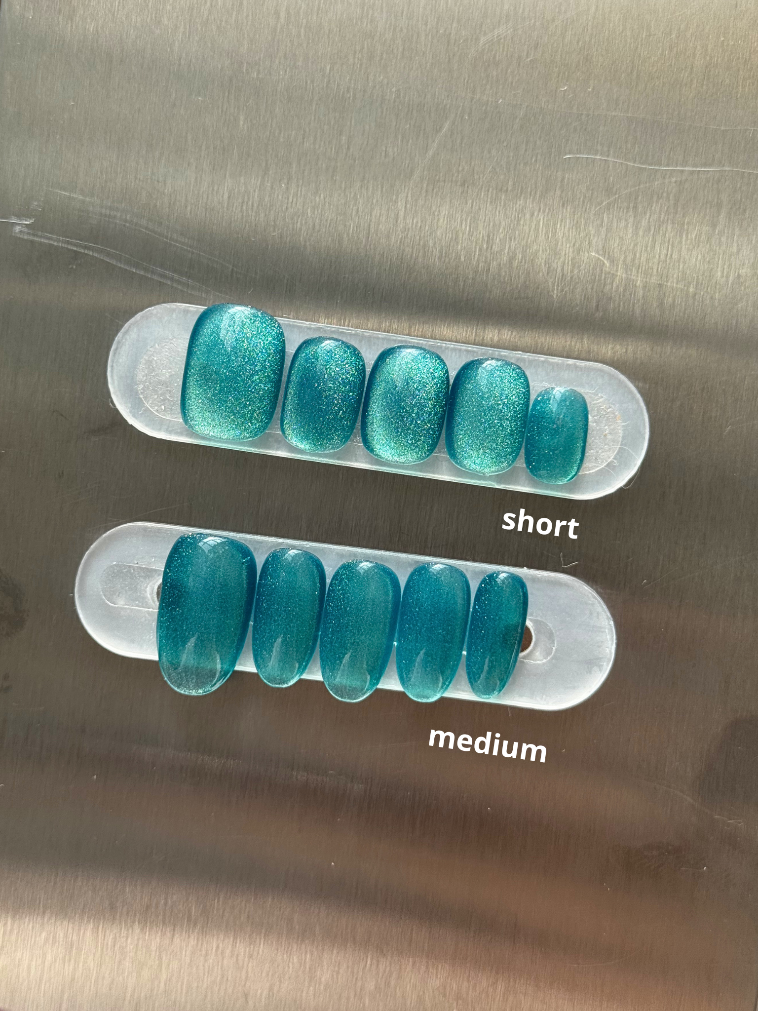 Tiffany Short - handsy nails