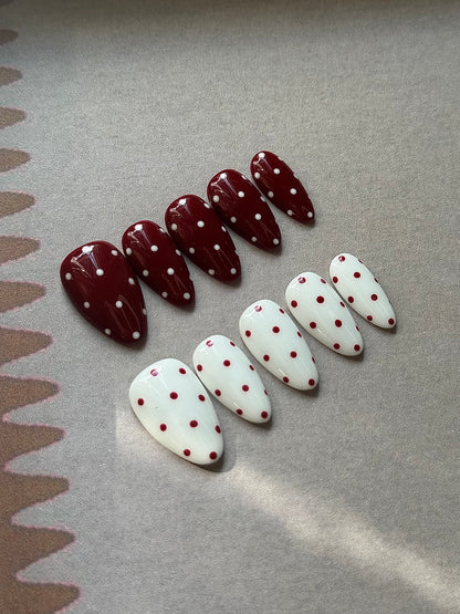 Polka Burgundy - handsy nails