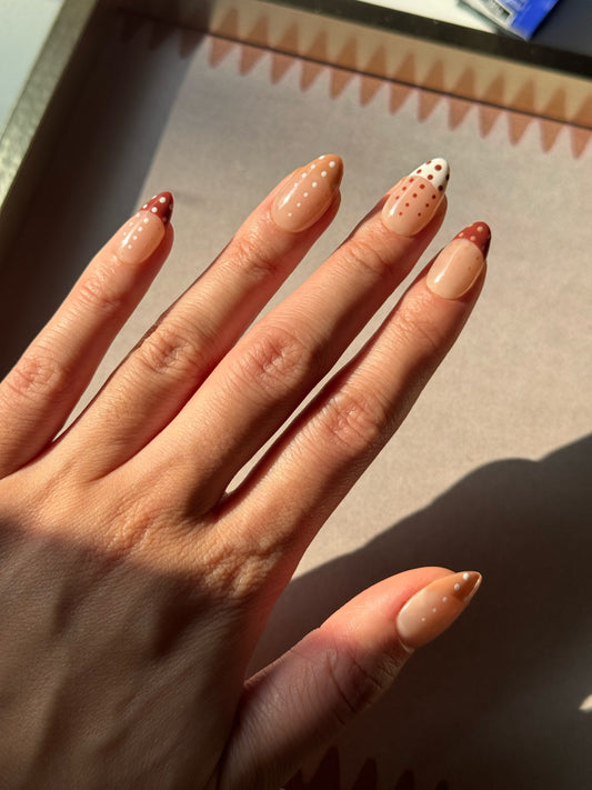 Mochaccino - handsy nails