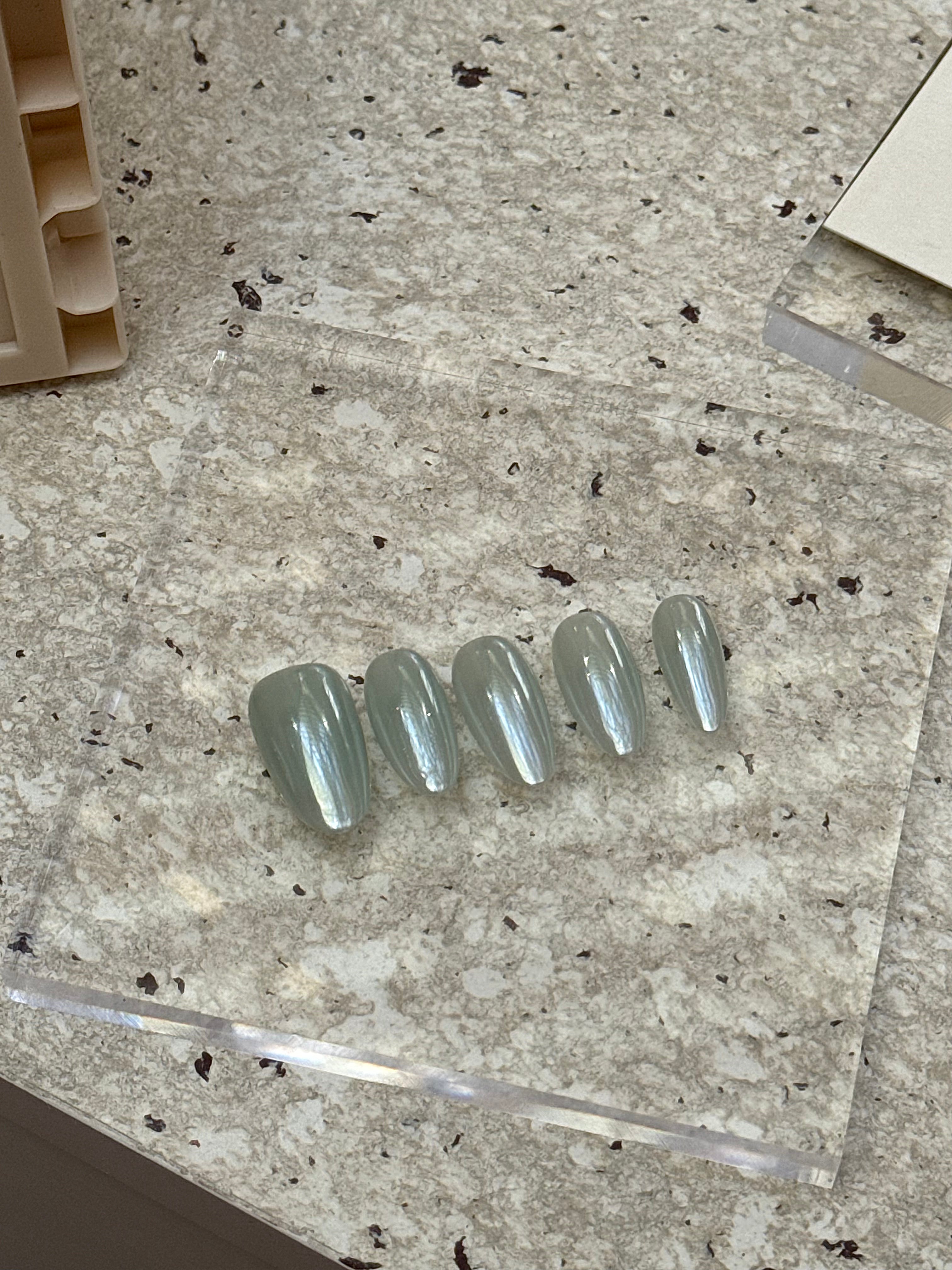 Baby Blue - handsy nails