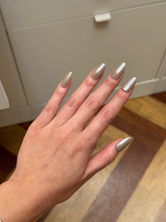 Coconut - handsy nails