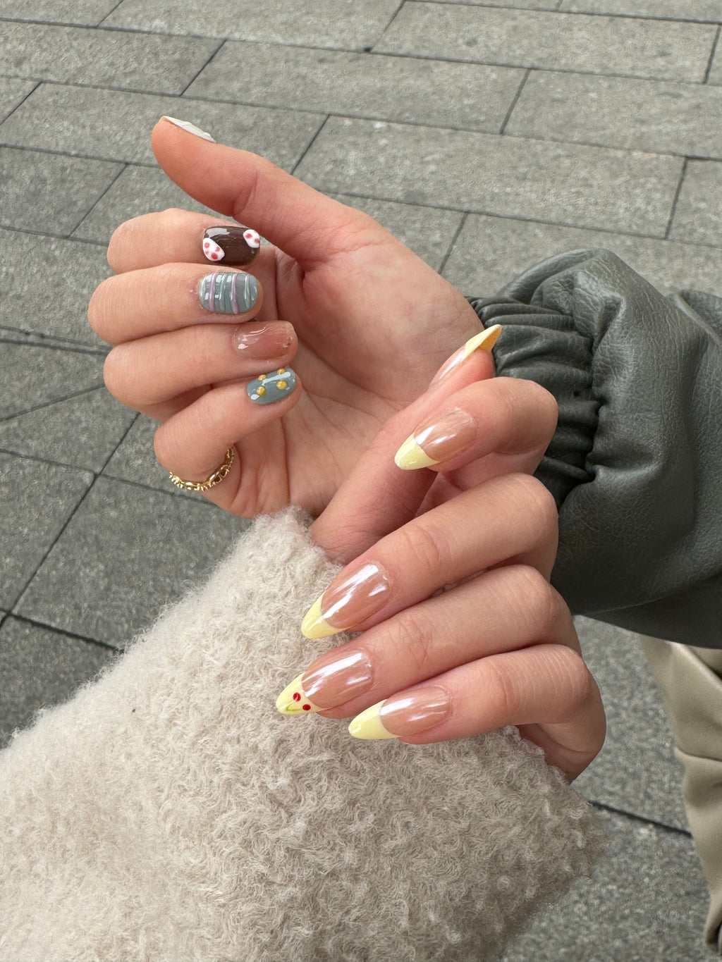 Cherry Vanilla - handsy nails