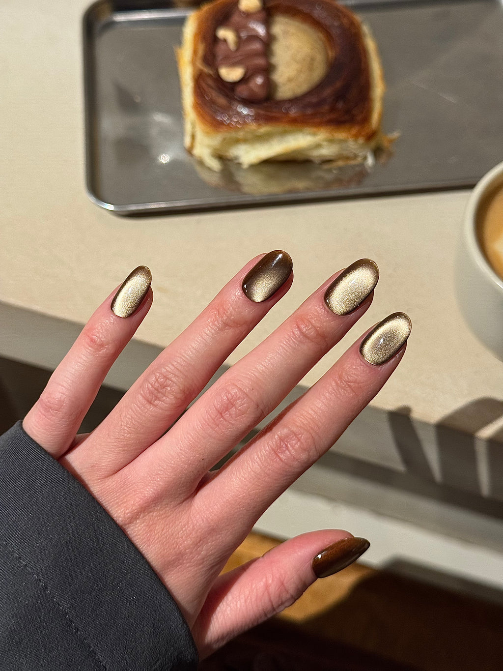Bronze Medium - handsy nails