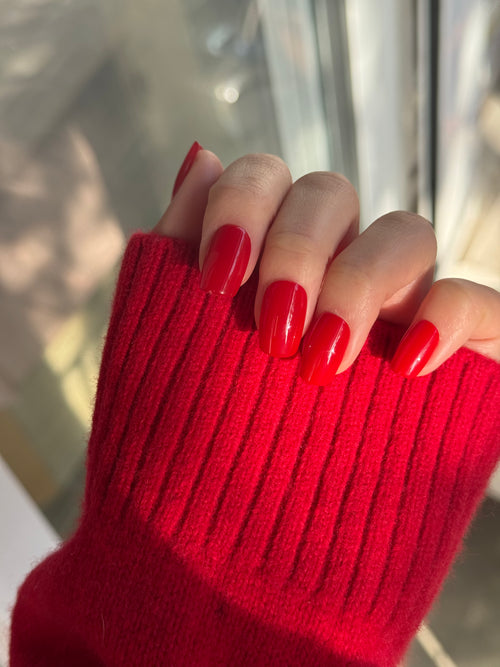 Cherry Red - handsy nails