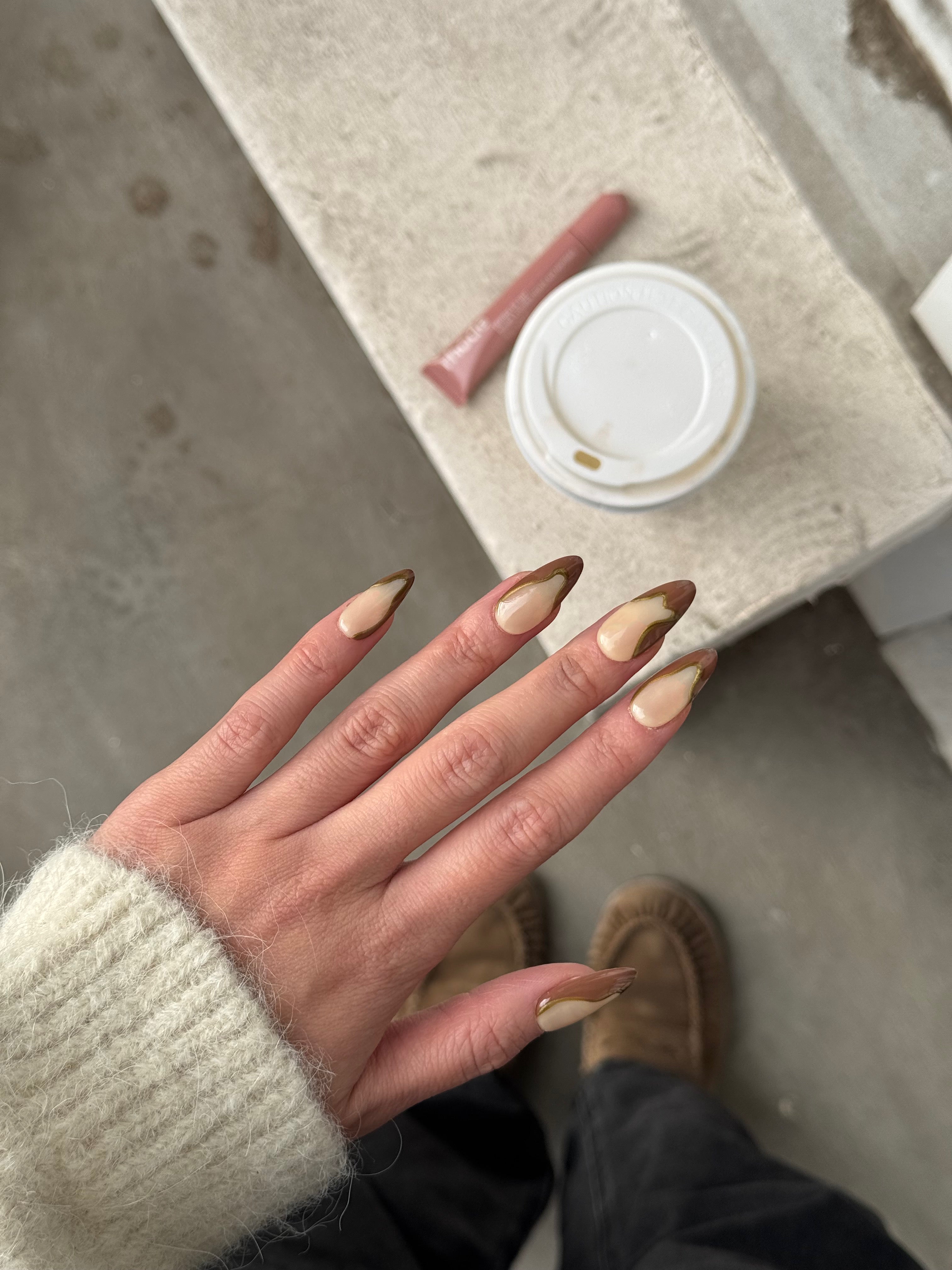 Chocolate Fudge - handsy nails