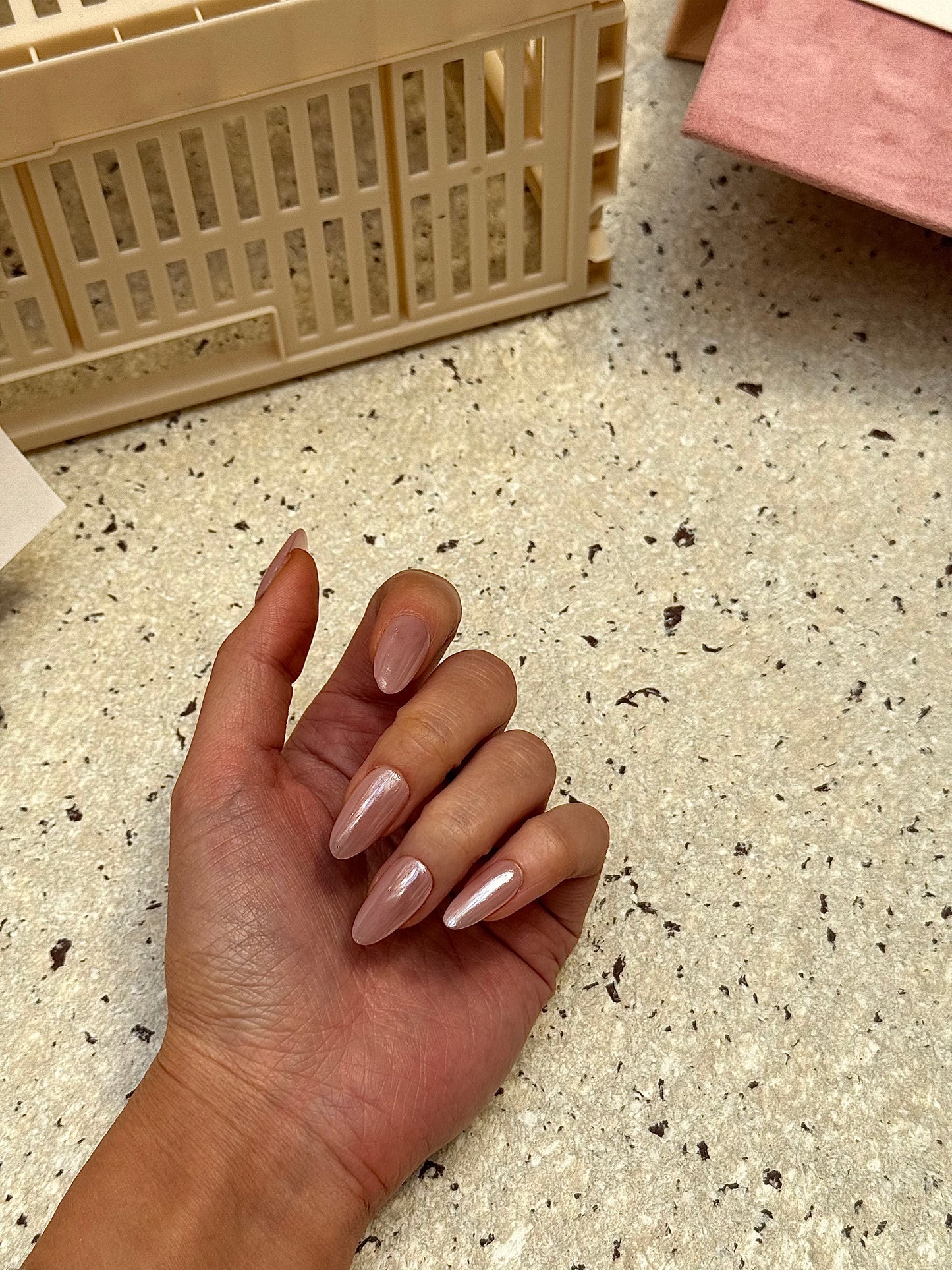Baby Pink - handsy nails